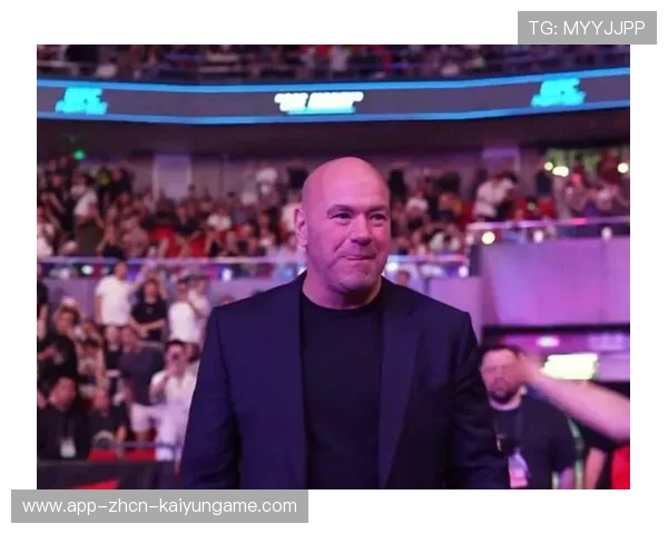 UFC拳手入场戴奇怪面具：战斗背后的神秘面纱